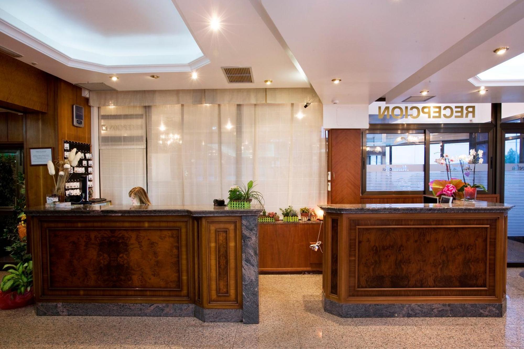 Hotel Marivella Calatayud Kültér fotó